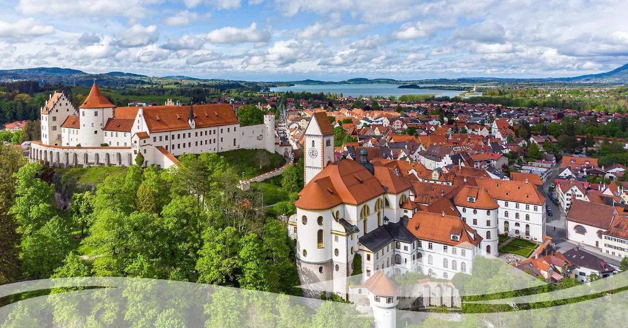 Gastehaus Veronika: Breakfast Buffet & KönigsCard Attractions Included Unterammergau Apartment